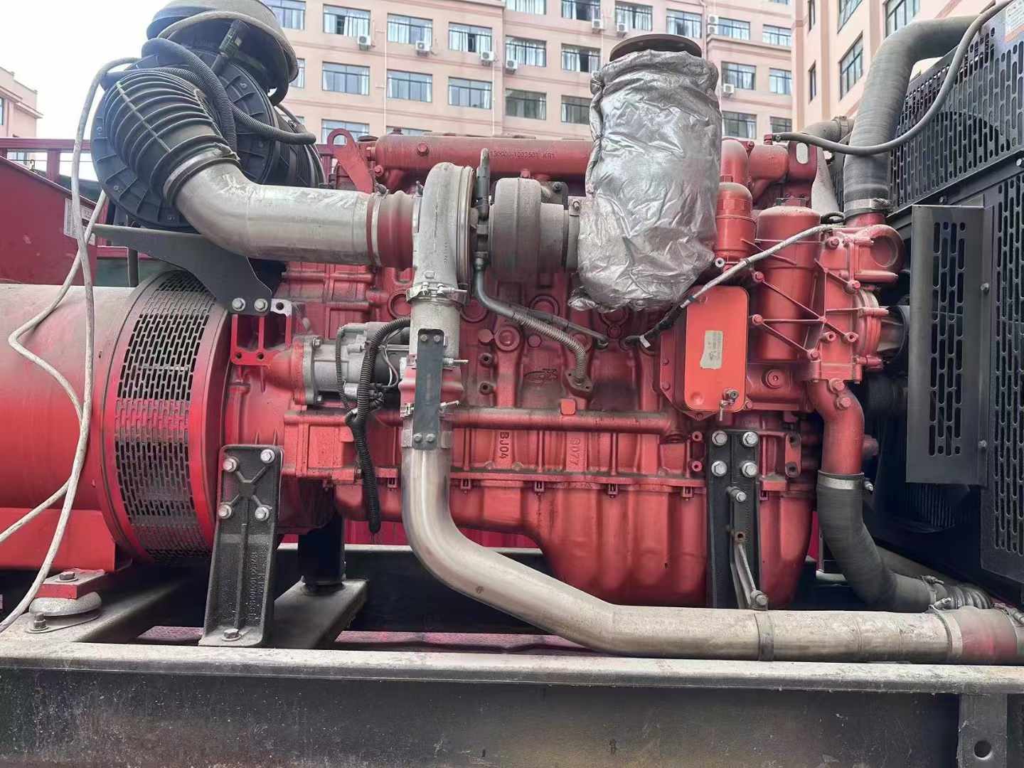 明山如何选择适合 600kW 柴油发电机组的过载保护器？